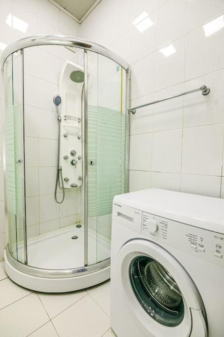 Apartment Azneft Meydani Baku Extérieur photo